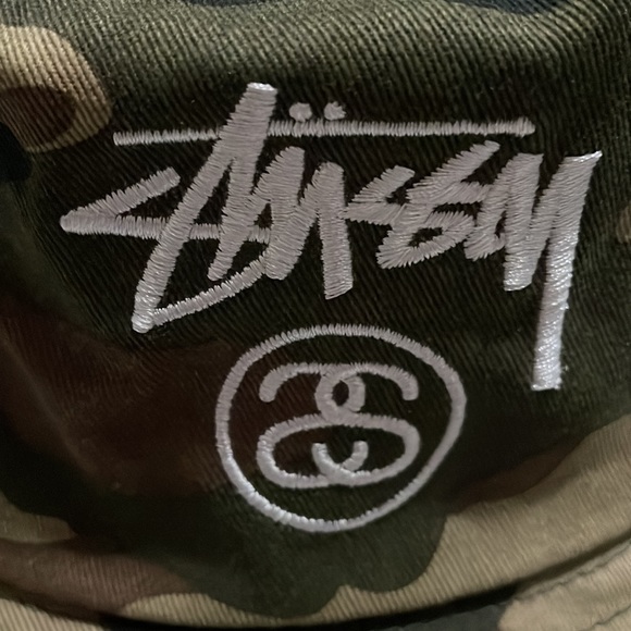 Camo Bucket Hat. Size S/M - Picture 2 of 4